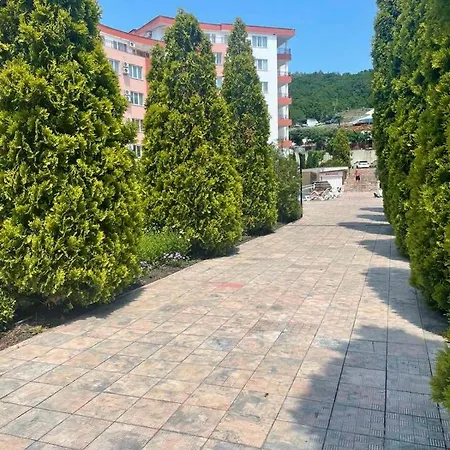 Noks Apartments-elenite Апартамент *