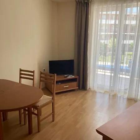 Noks Apartments-elenite Апартамент *