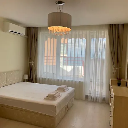 Noks Apartments-elenite Апартамент *